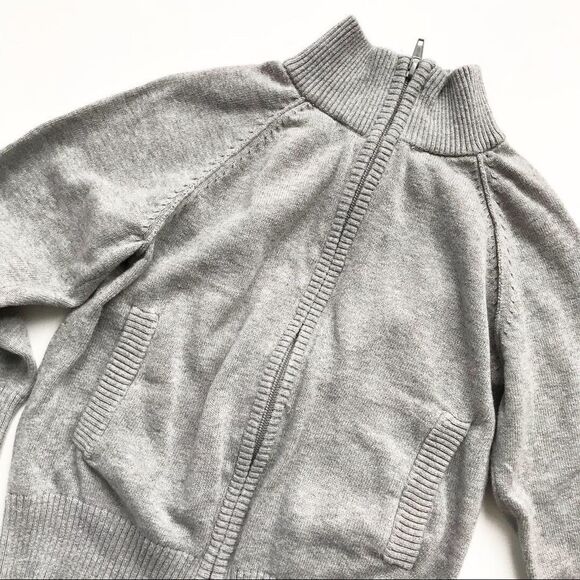 H&M gray zip up knit sweater/cardigan EUC 2-4Y - Picture 2 of 2